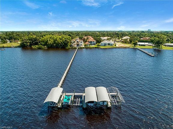 3rd image of 8941 River Palm Ct