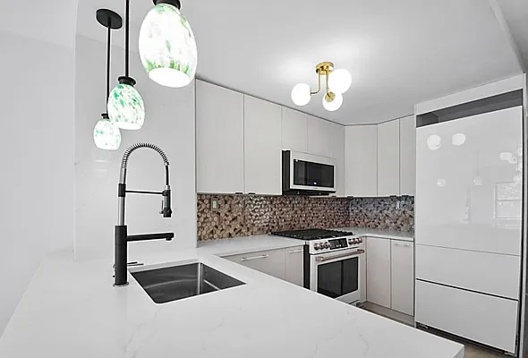 Rented by A P Realty Group NY LTD | media 5