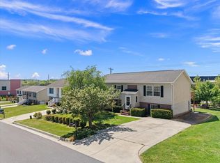 1291 Stonechris Dr, Harrisonburg, VA 22802