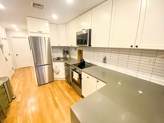 Rented by Highline Residential | media 3