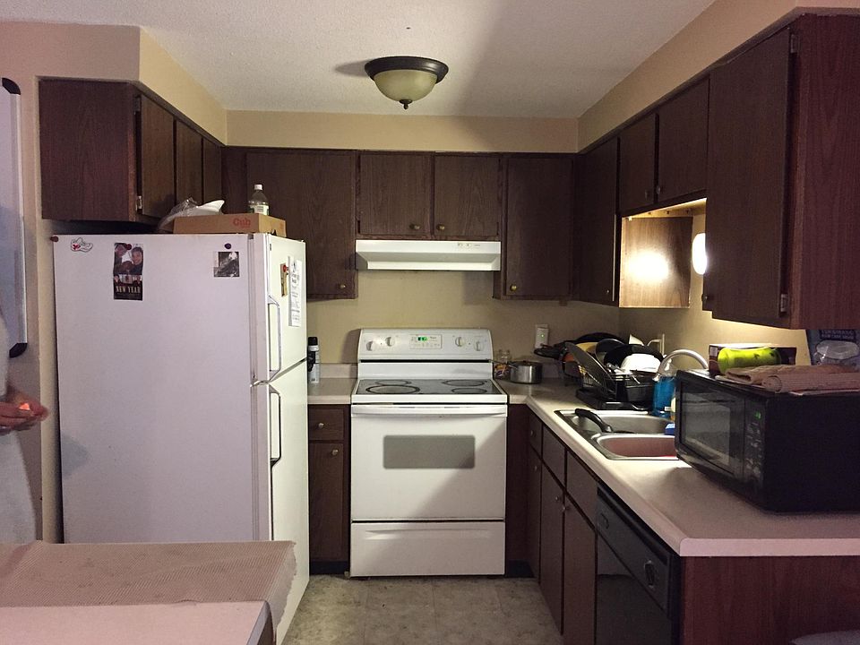 1st image of 40 27th Ave SE