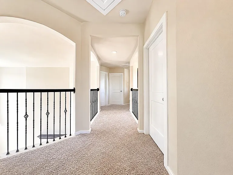 21018 Camberwell Beauty Ln — Photo 20