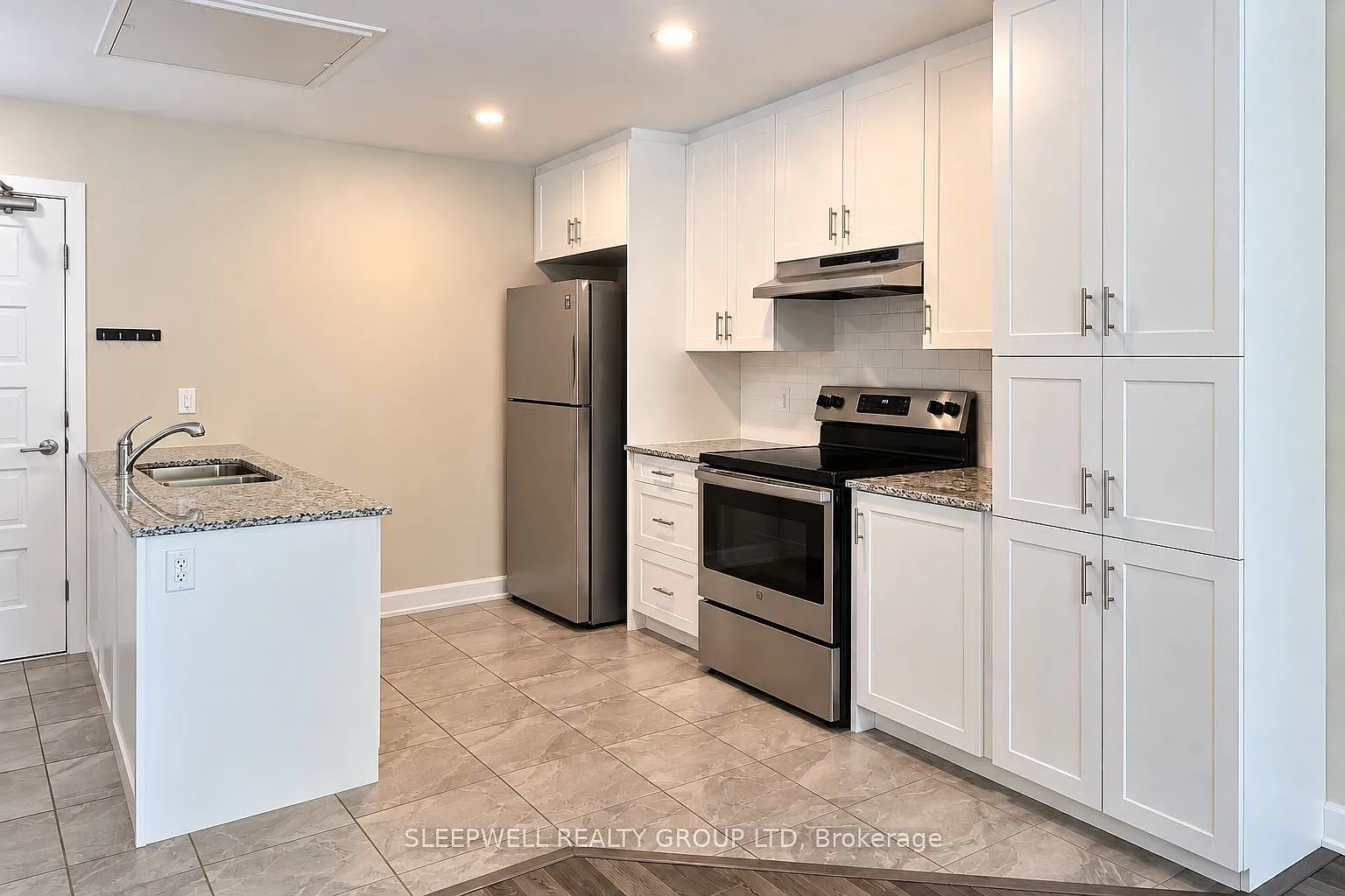 480 Church St — Photo 3