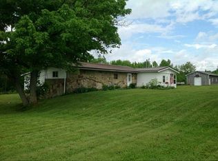 20810 Hammond Rd, Corry, PA 16407