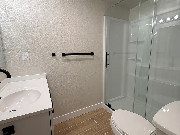 472 Arleta Ave #B — Photo 15