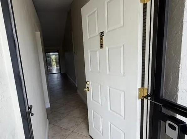 22088 Palms Way #204, Boca Raton, FL 33433