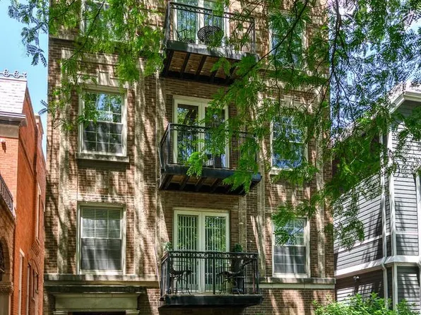 640 W Fullerton Pkwy APT 3, Chicago, IL 60614