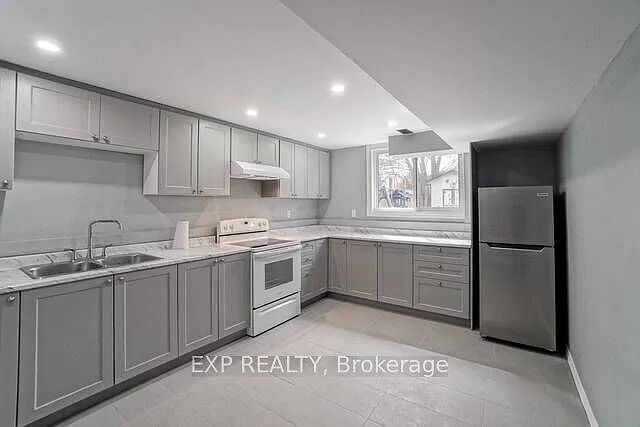 47 Reiner Cres #BASEMENT — Photo 11
