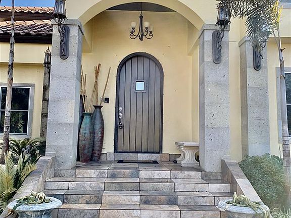4th image of 217 Saint Julien Dr