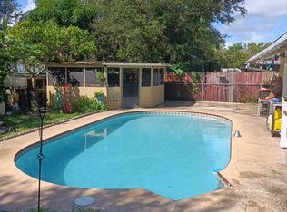 125 Wisteria Ave, Fort Pierce, FL 34982