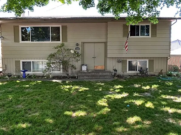 3706 14th St #C, Lewiston, ID 83501