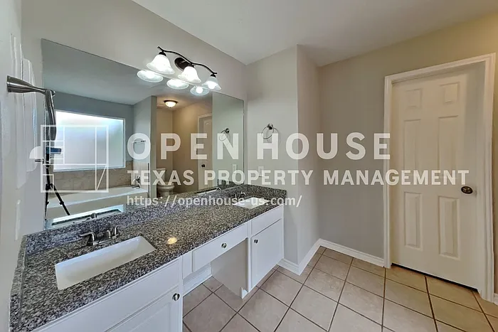 21504 Palace Pines Dr — Photo 12