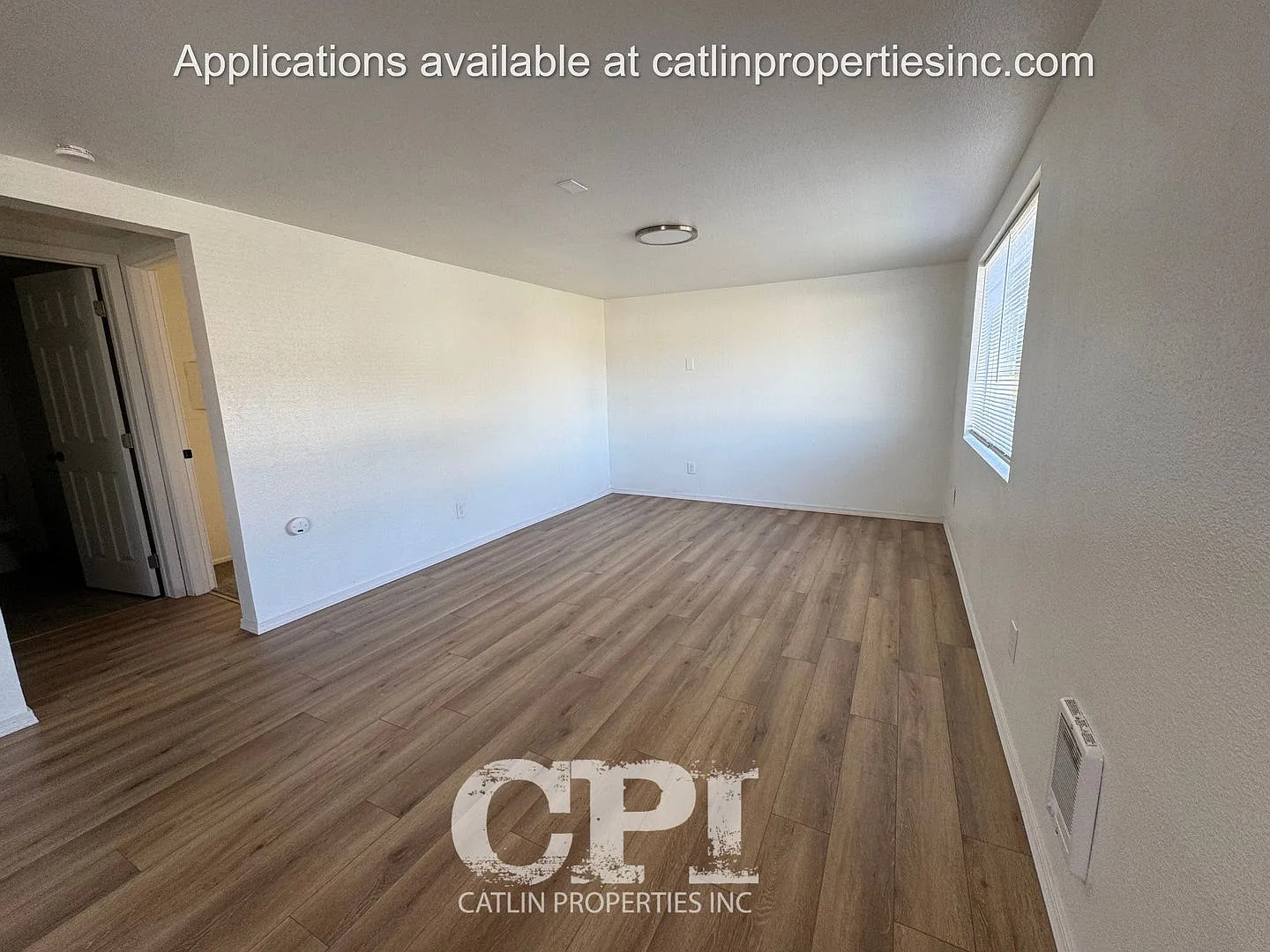 Newly Renovated 1 Bedroom Duplex - 710 Cedar St. Kelso, WA — Photo 4