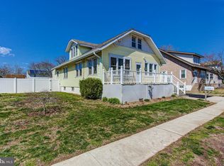 125 Clover Ave, Croydon, PA 19021