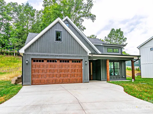 149 Plato Pl, Etowah, NC 28729