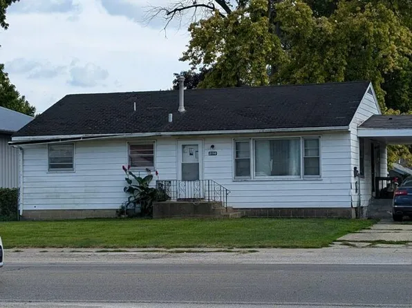 2116 E North Grand Ave, Grandview, IL 62702