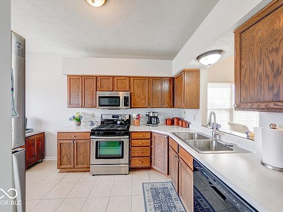 5th image of 502 Alton Dr