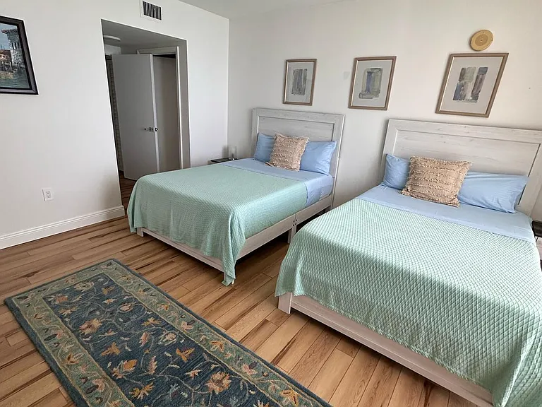 16699 Collins Ave #3709 — Photo 8
