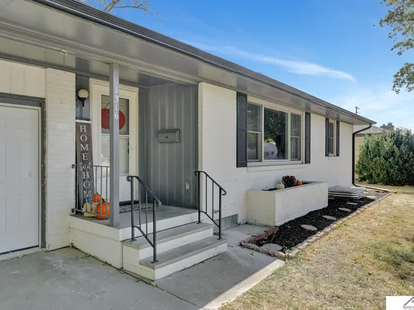1316 N 13th St, Beatrice, NE 68310