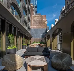 Rented by R New York