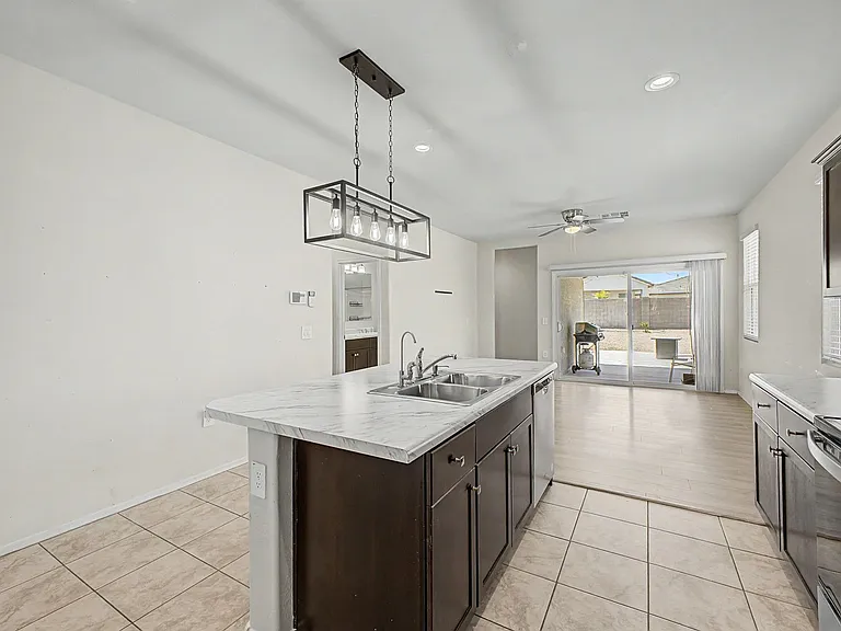 24654 N Corn St — Photo 12