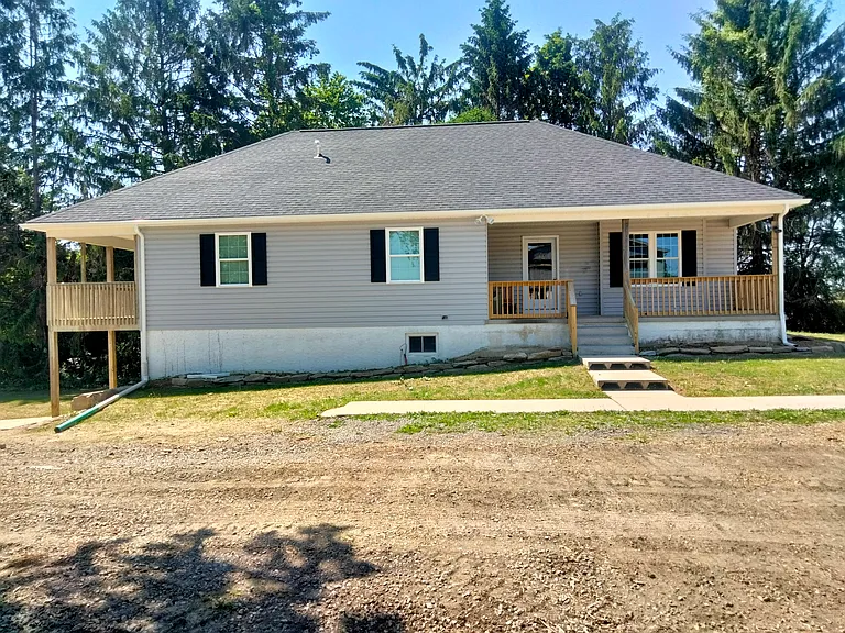762 N Octorara Trl — Photo 1