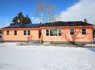 93 Overlook Rd, Meriden, CT 06450