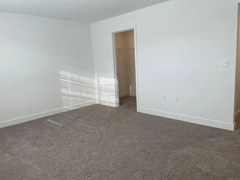 1337 Captiva Cv #8 — Photo 22