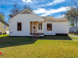 2424 Broadway Dr, Bossier City, LA 71111