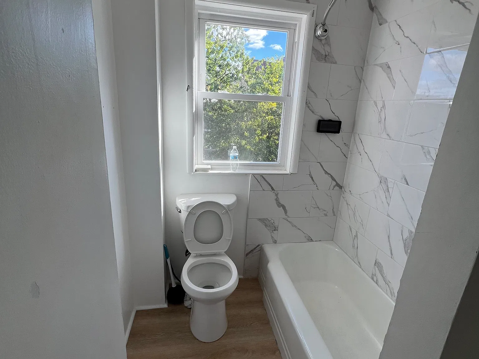 3 bed, 1374 sqft, $1,550 — Photo 3