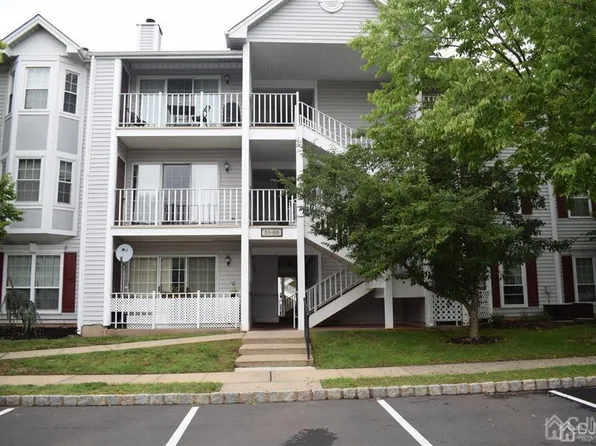 61 Brighton Way, North Brunswick, NJ 08902