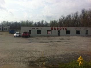 3616 W Chestnut Expy, Springfield, MO 65802