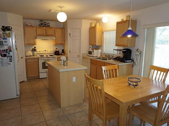 4th image of 387 Fairfield Dr