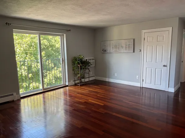 191 Commercial St APT 302, Braintree, MA 02184