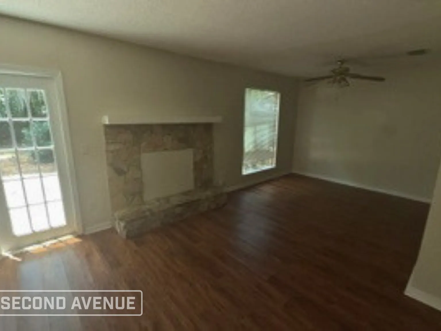 3 bed, 3.0 bath, 1464 sqft, $1,495 — Photo 3