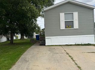 697 Machette Dr, Rochester Hills, MI 48307