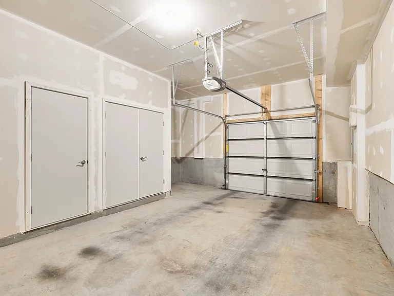 4707 Van Buren St — Photo 36