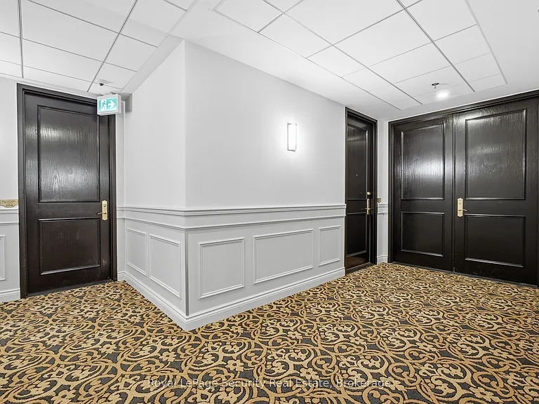 73 Richmond St W #208 — Photo 9