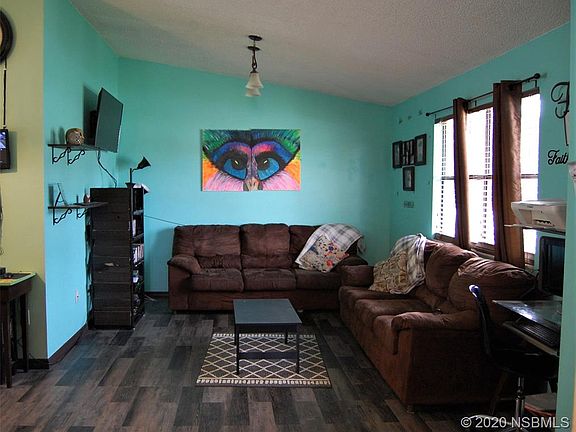 2nd image of 837 Adler Dr