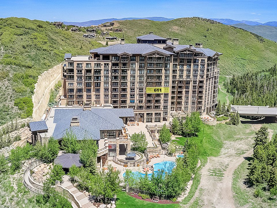 1st image of 2300 Deer Valley Dr E Unit 611