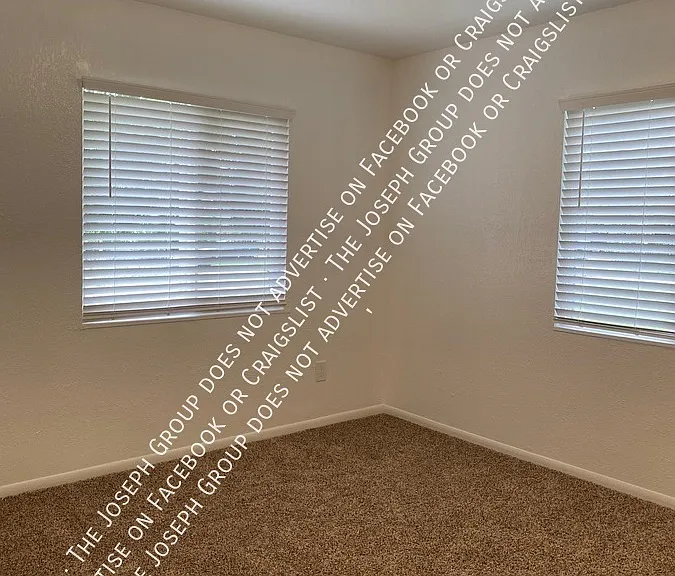 1129 22nd St #B — Photo 11