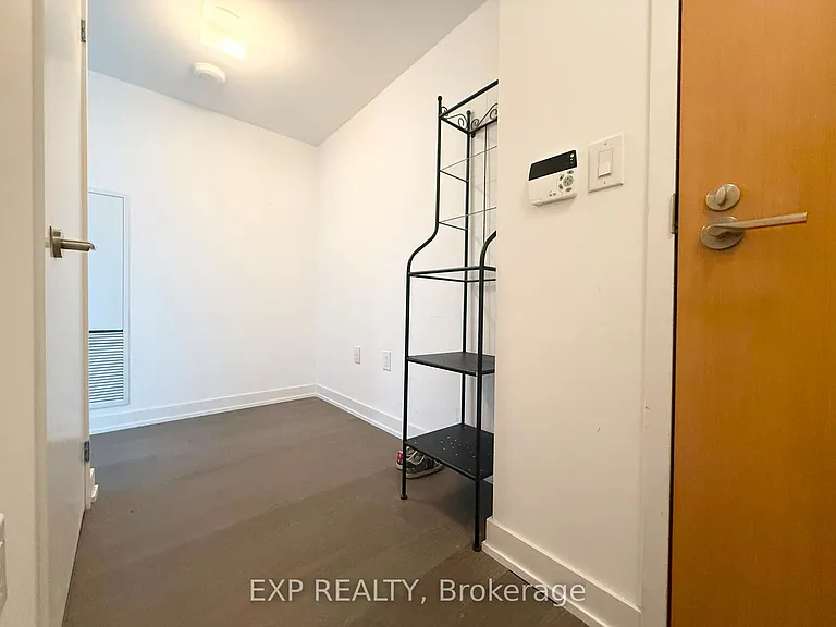 11 Wellesley St W #1605 — Photo 7