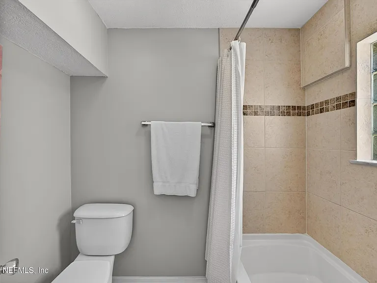 724 1st St #1-2 — Photo 51