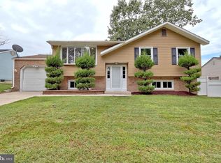 11 Lanark Rd, Turnersville, NJ 08012