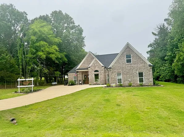 104 White Oak Cv, Coldwater, MS 38618