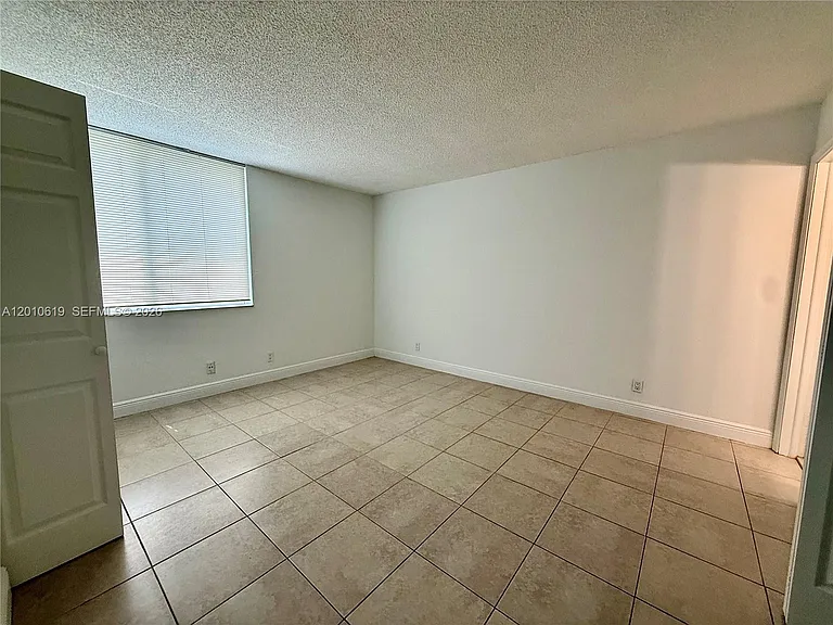 9143 SW 77th Ave #B109 — Photo 9