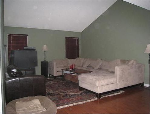 2nd image of 9938 Windsor Way