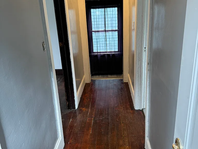 37 E Court St #2 — Photo 6