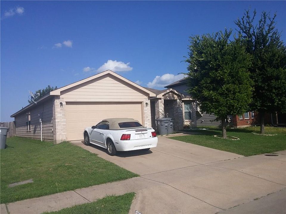 1st image of 6242 Balcony Ln