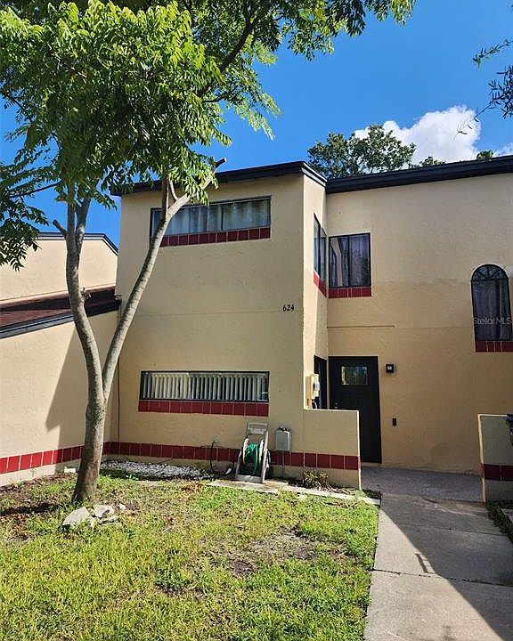 1st image of 624 Golden Sunshine Cir